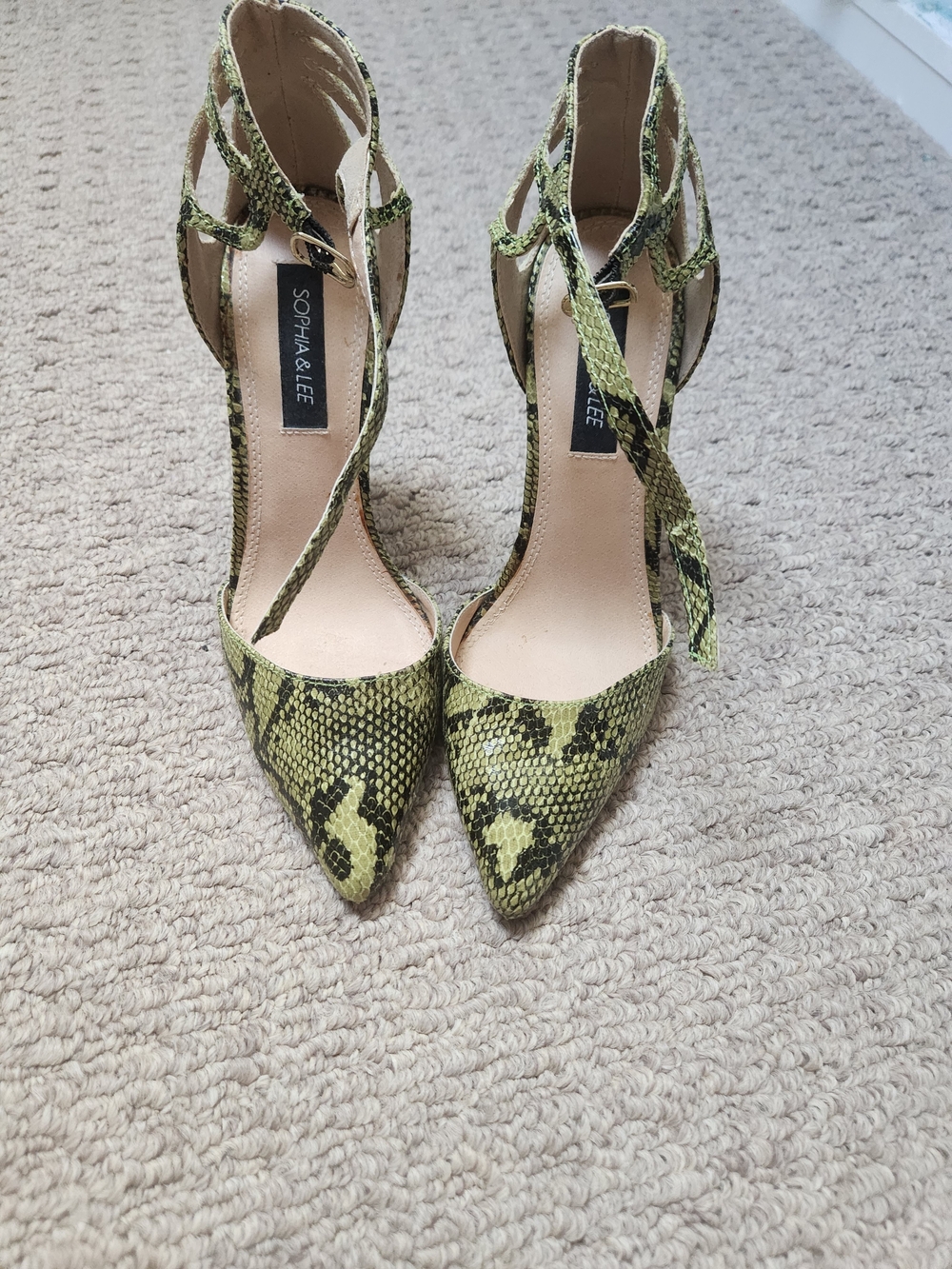 Shoe Dazzle Green Snake-Print Pointed Ankle-Tie Heels